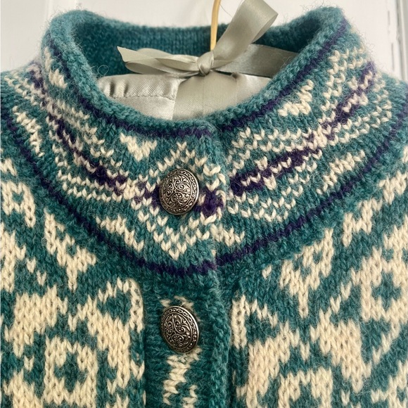 L.L. Bean Wool Nordic Cardigan - Made in U.S.A. Size M. - Picture 2 of 7